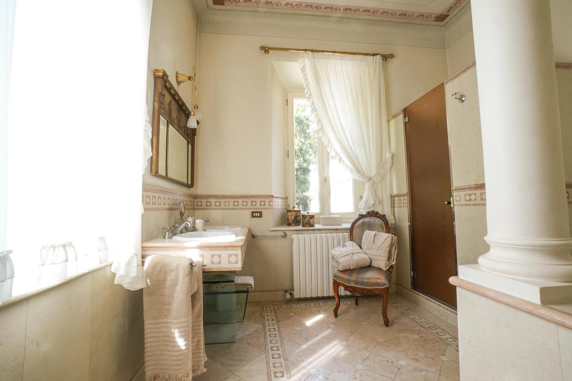 Villa Messori Spa กาสเตลเวโตร ดิ โมเดนา ภายนอก รูปภาพ